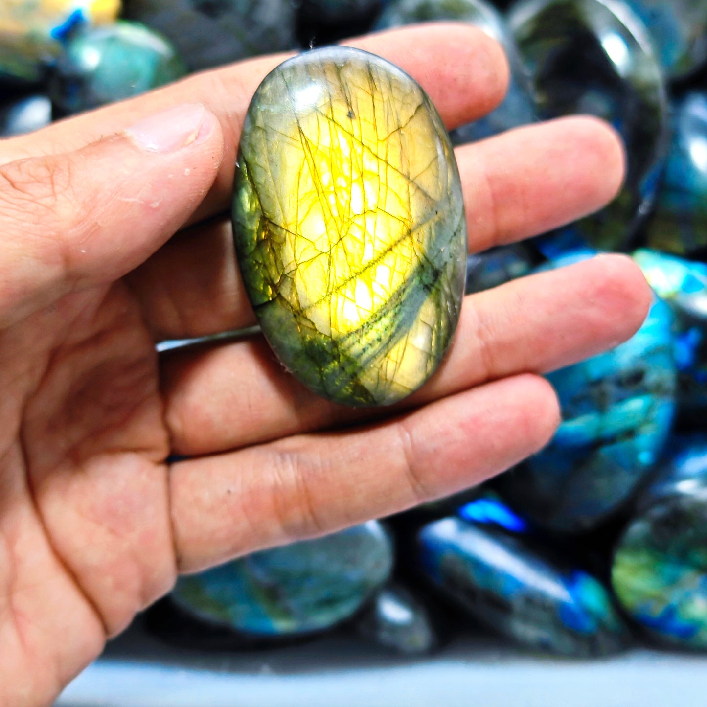 labradorite palm